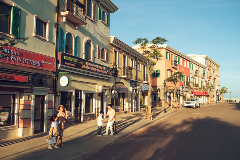 shophouse địa trung hải ph&uacute; quốc