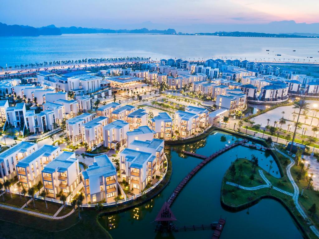premier village hạ long bay resort