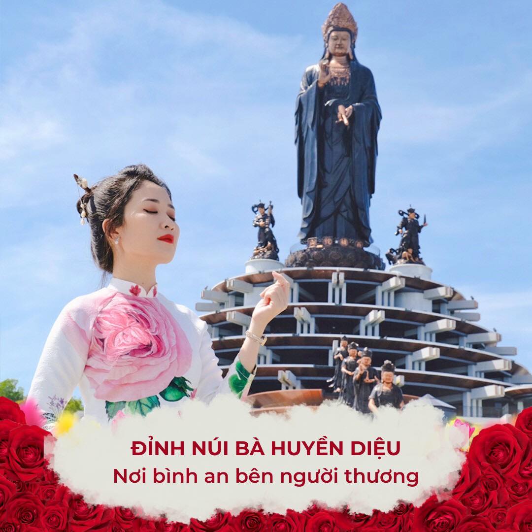 đỉnh n&uacute;i b&agrave;