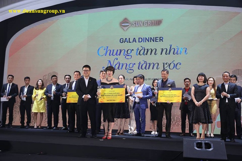 gala dinner sun group