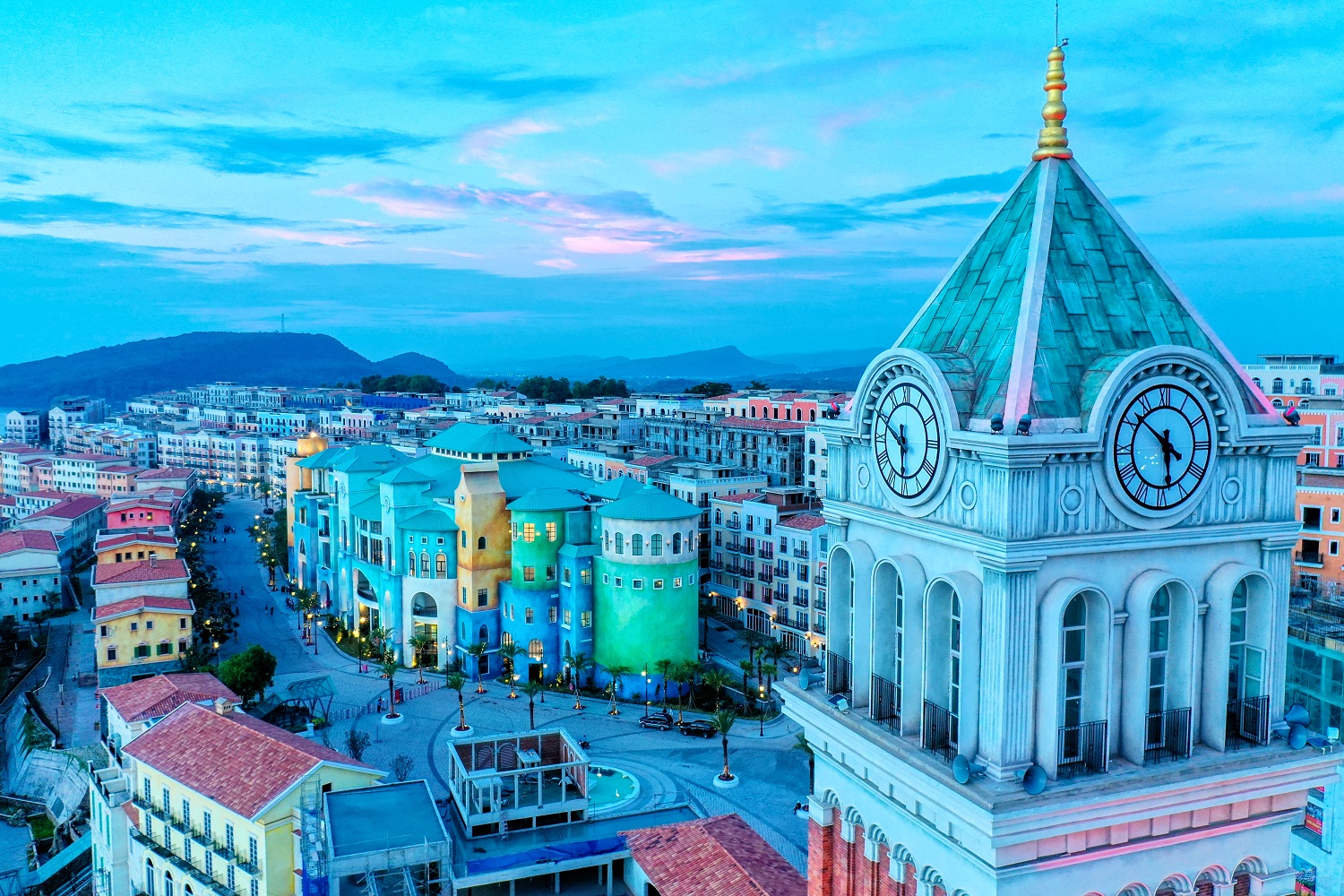 sun signature gallery